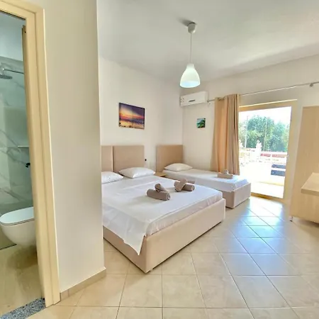 Foti Hotel *