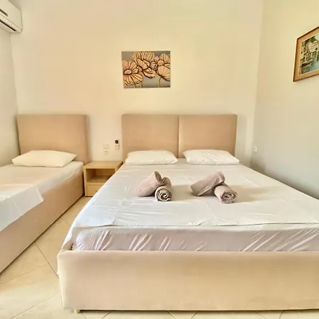 Foti Hotel
