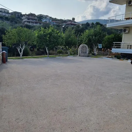 Foti Hotel
