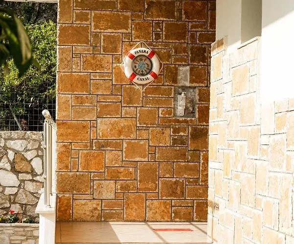 Hotel Foti Himara