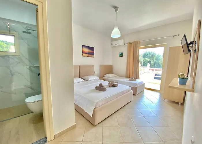Foti Hotel *