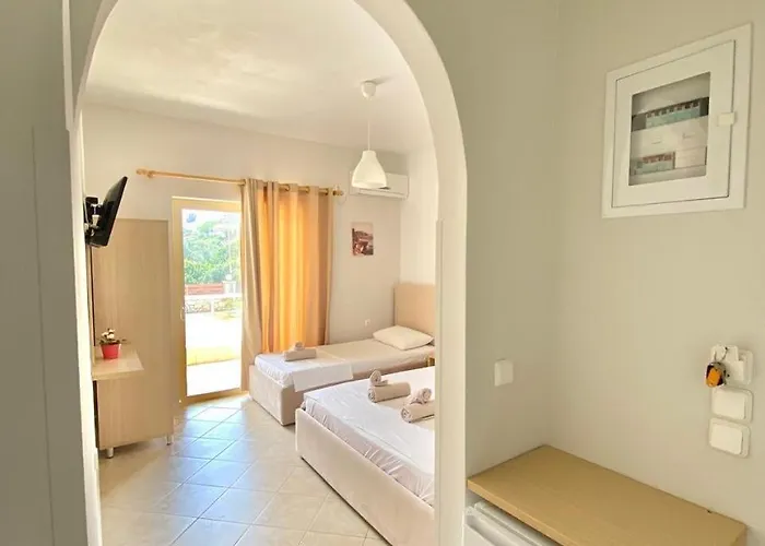 Foti Hotel *